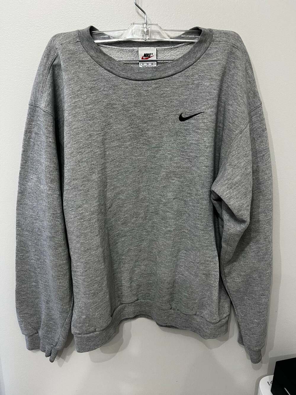 Vintage Nike Sweatshirt Women’s Size XL Grey Crewneck Embroidered Swoosh M